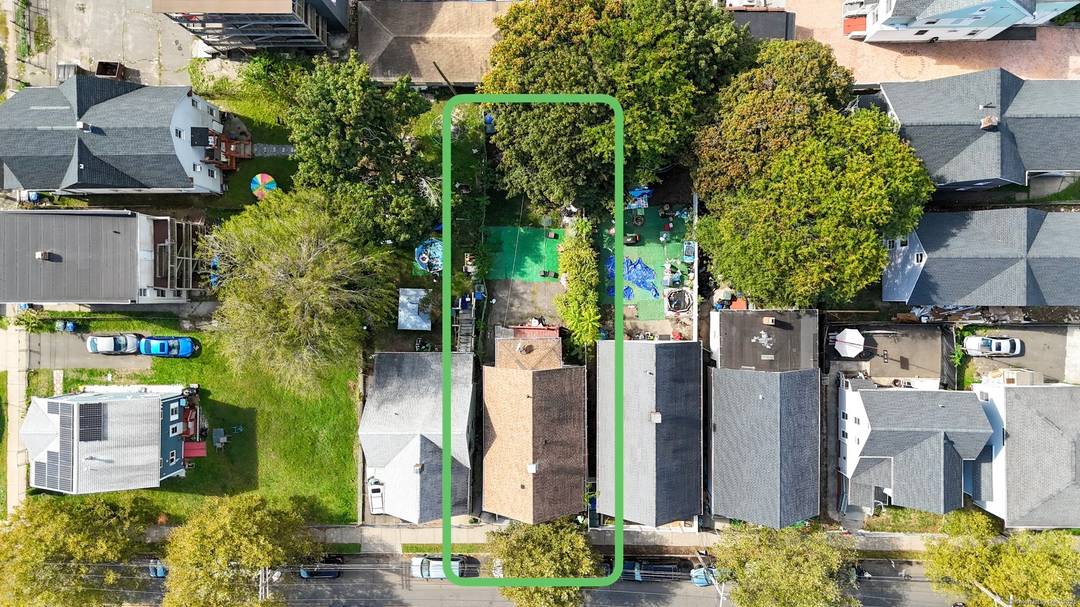 You cant miss this opportunity in Bridgeport !