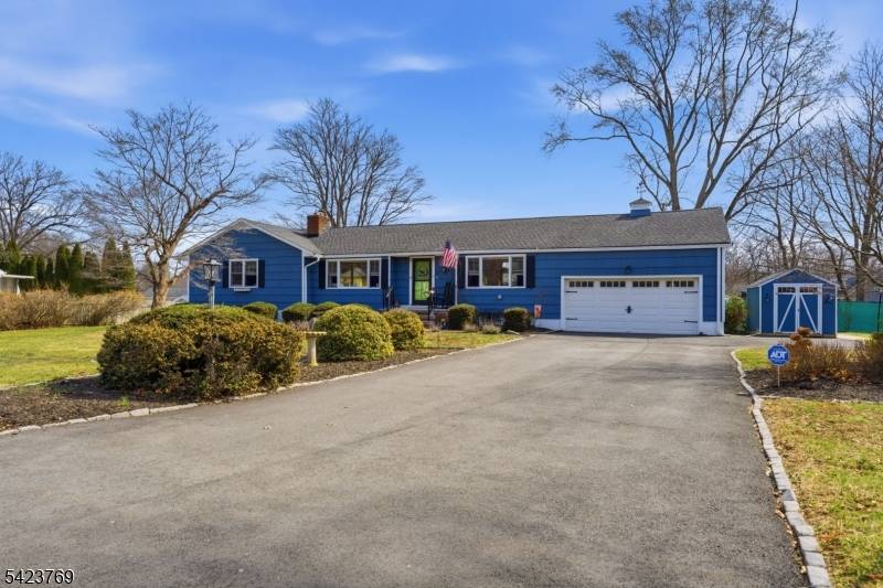 Great Ranch style home in a great location in the Brooklawn section of Parsippany with amazing indoor and outdoor space.