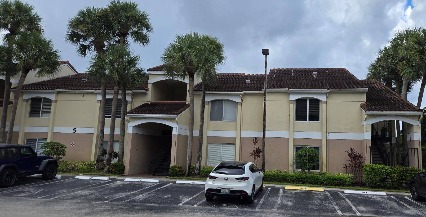 Updated two bedroom, two full bath, 2nd floor condo in the heart of Boynton Beach.