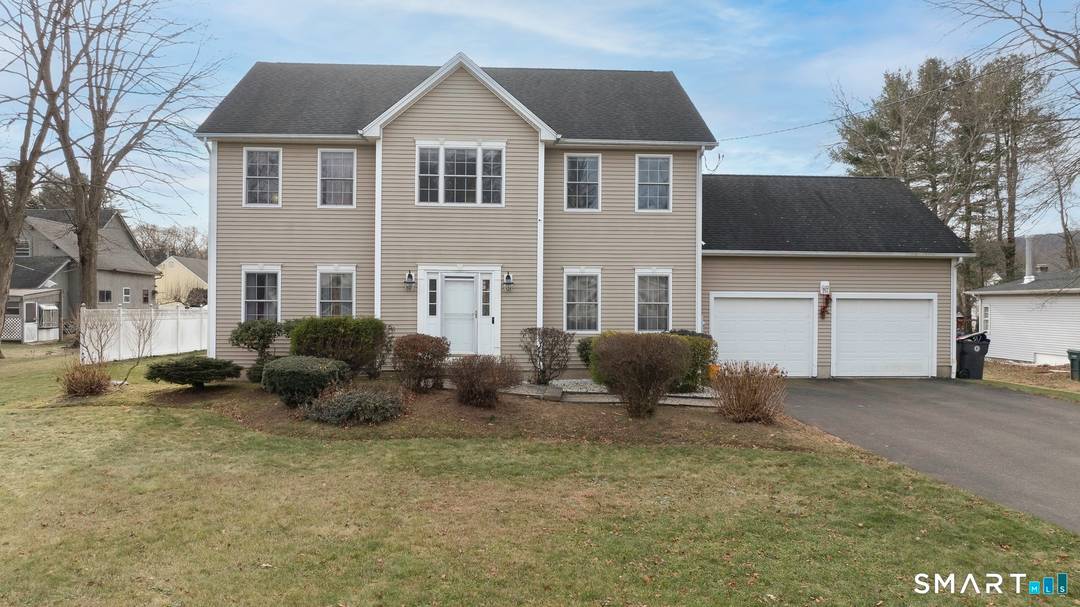Spacious Four Bedroom Colonial !