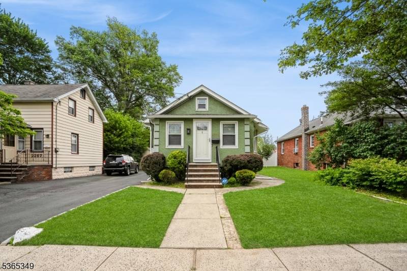 Welcome home to this hidden gem bursting with opportunity !