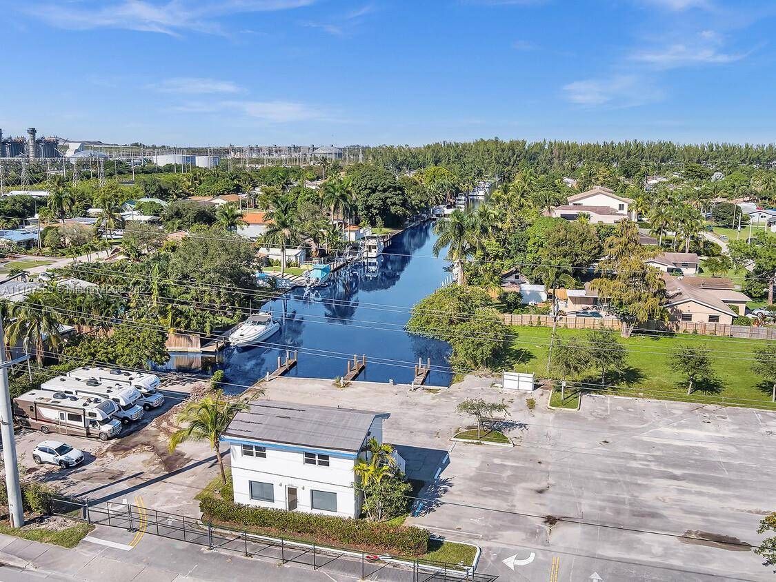 1. 2 ACRES ON THE WATER FULL OCEAN ACCESS NO FIXED BRIDGES.