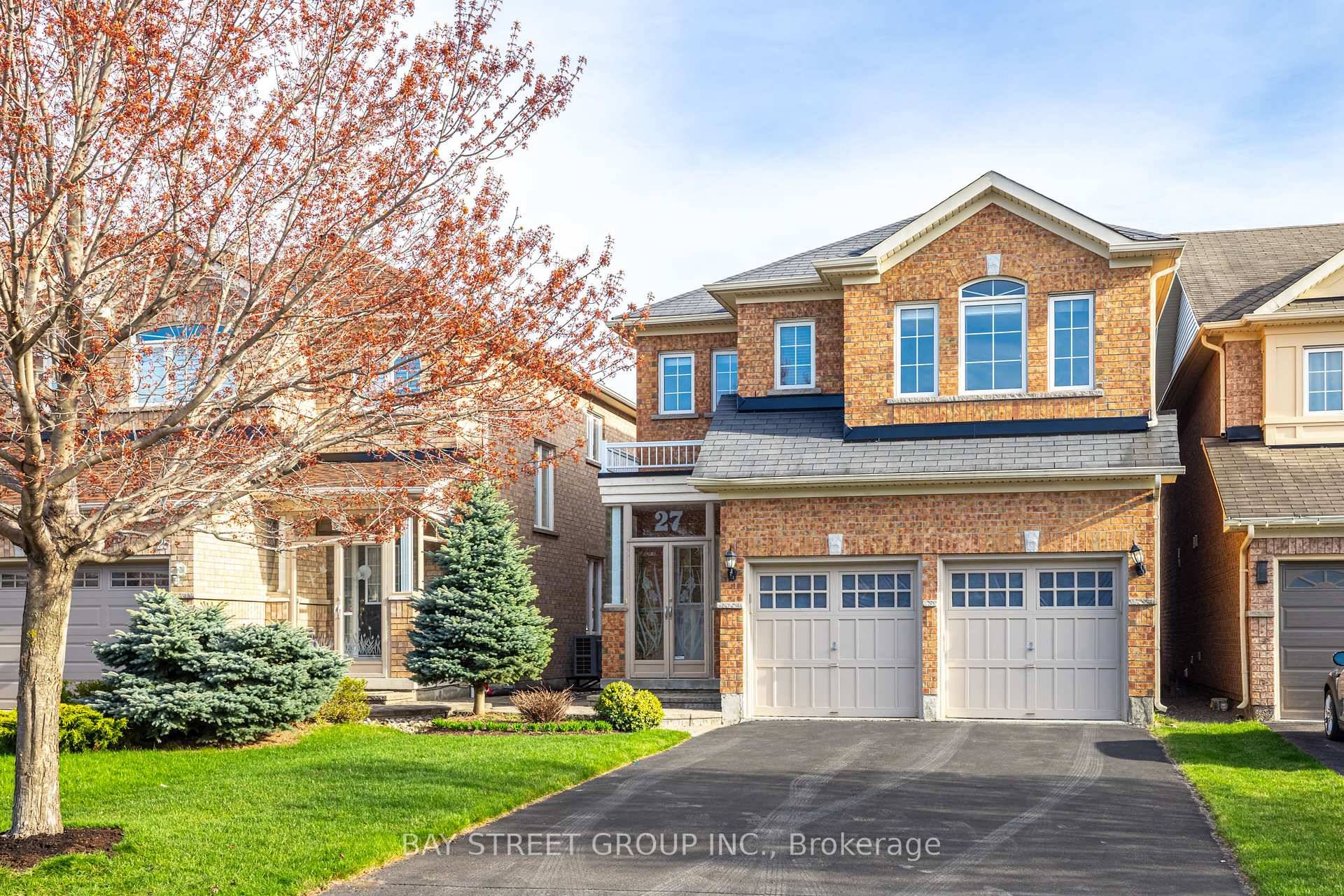 Stunning Home with Excellent Layout In Prestigious Rouge Woods, 2 Master Bedrooms Both With Walk In Closets.