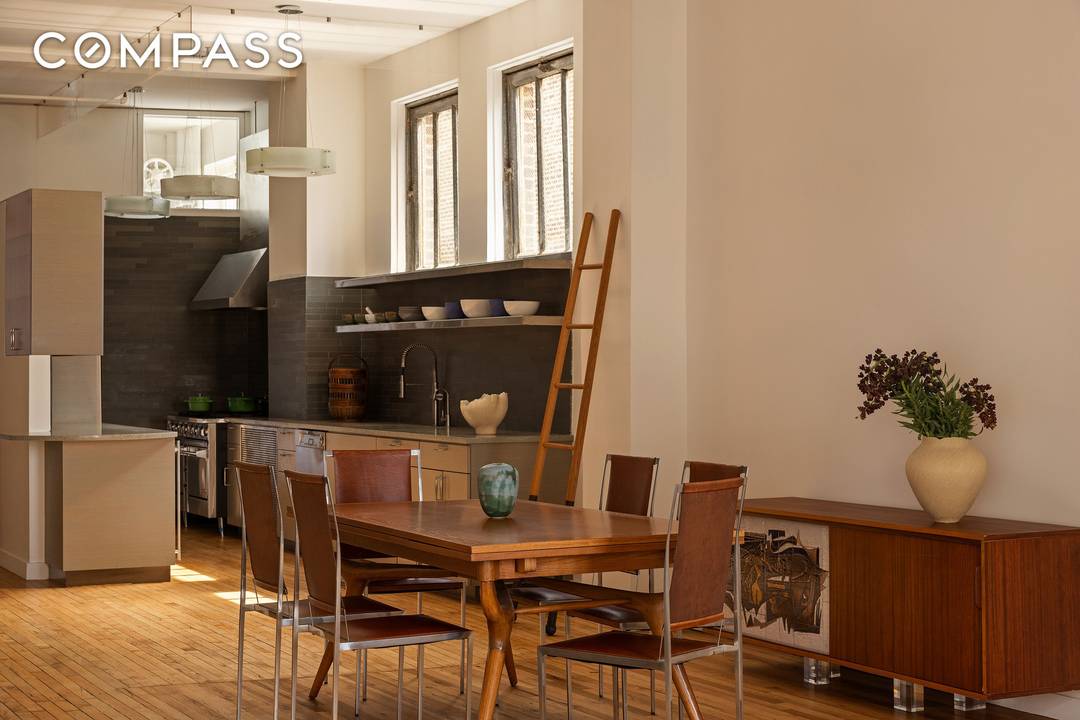 A Classic Cast Iron Loft in NoHo Set within an iconic 1908 cast iron building designed by architect Charles E.