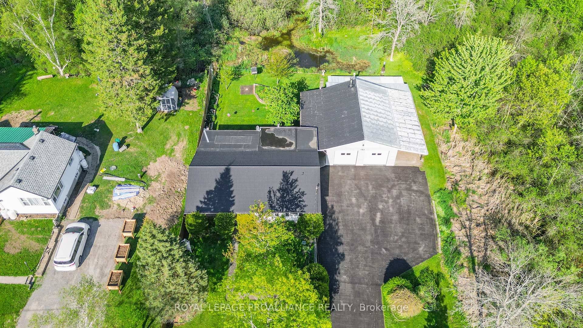 Welcome to 103 Marshall Road, nestled in Bellevilles sought after West End just minutes to the 401, CFB Trenton, Centennial Secondary School, and Mary Anne Sills Park.