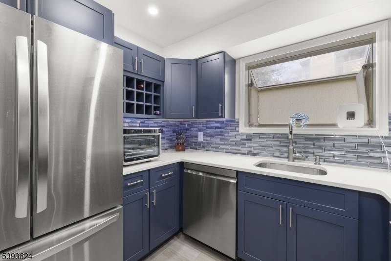 Beautifully maintained 1 bedroom, 1 bath ground floor condo located in the highly sought after gated community of The Pointe at Galloping Hill.