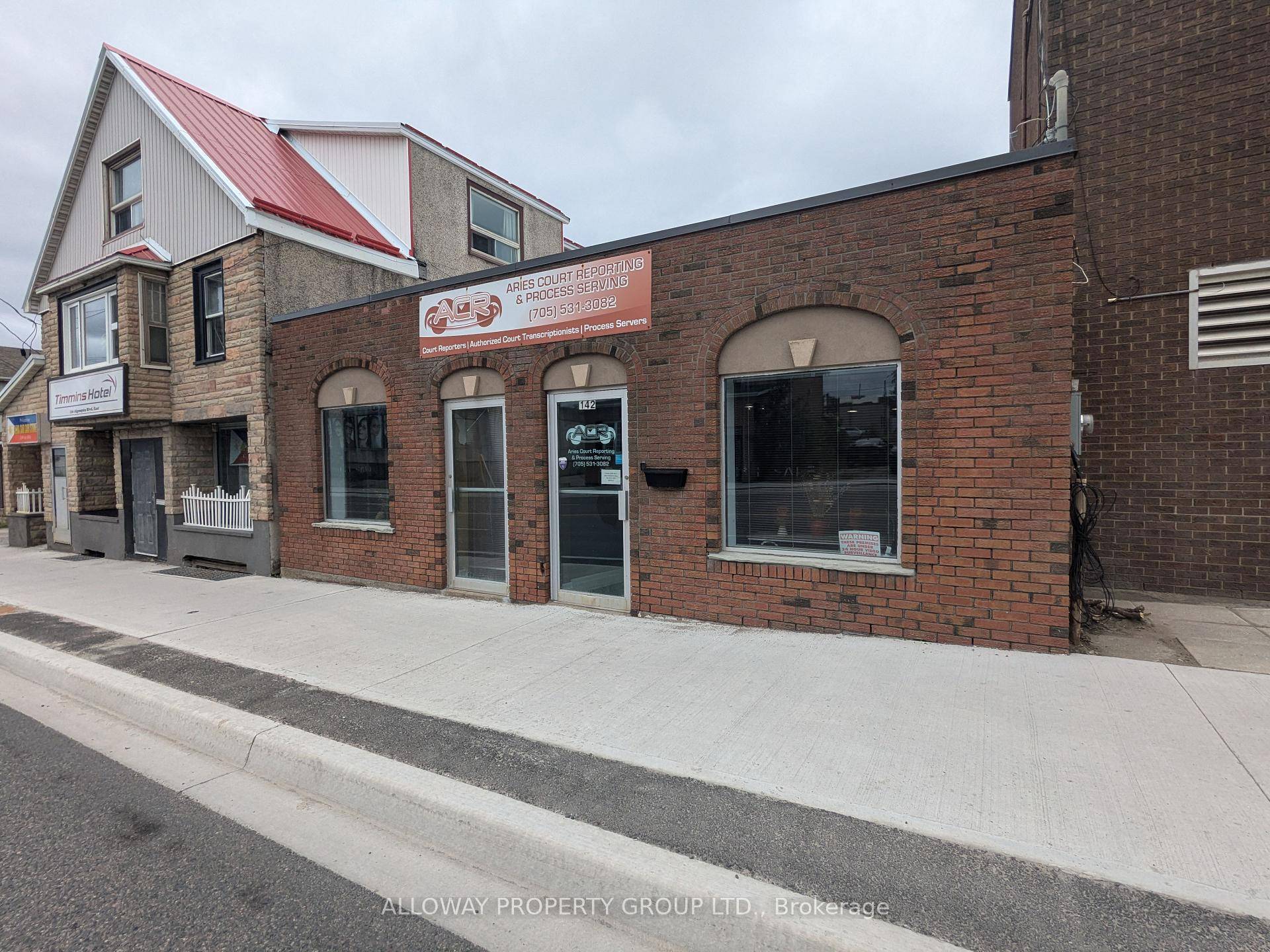 Welcome to 142 Algonquin Blvd East !