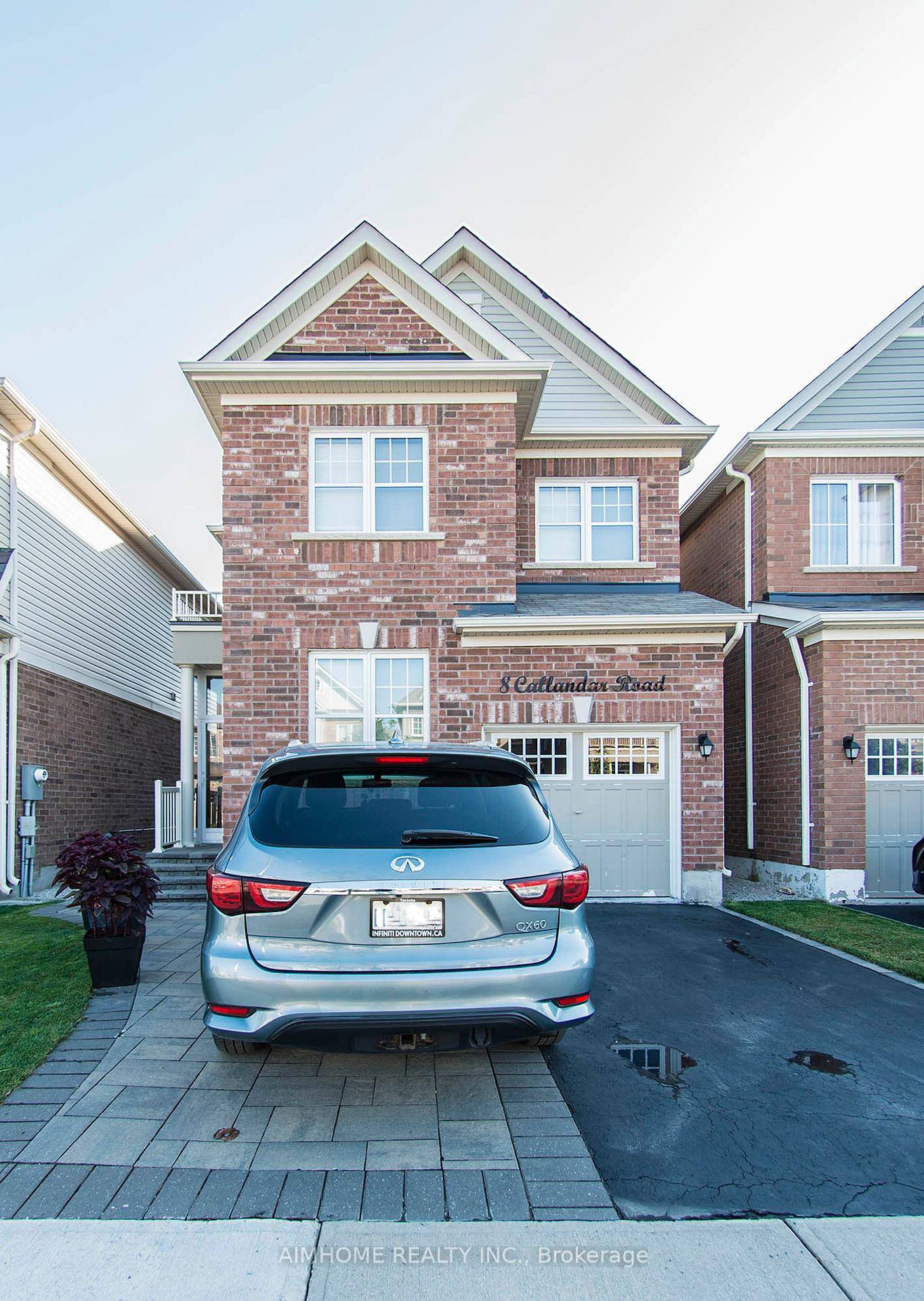 Located in the prestigious, very convenience Mount Pleasant neighborhood, Close to the Mt.