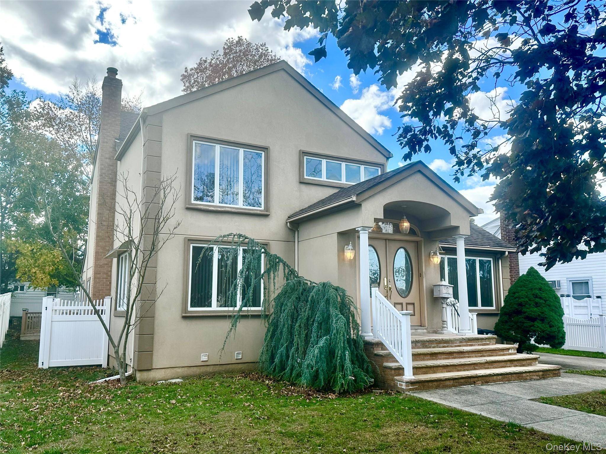 Must see this spacious Contemporary that offers 3296 sq.