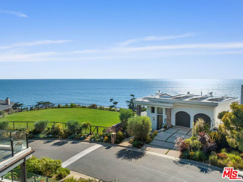 31554   Victoria Point Rd 3BR Malibu La