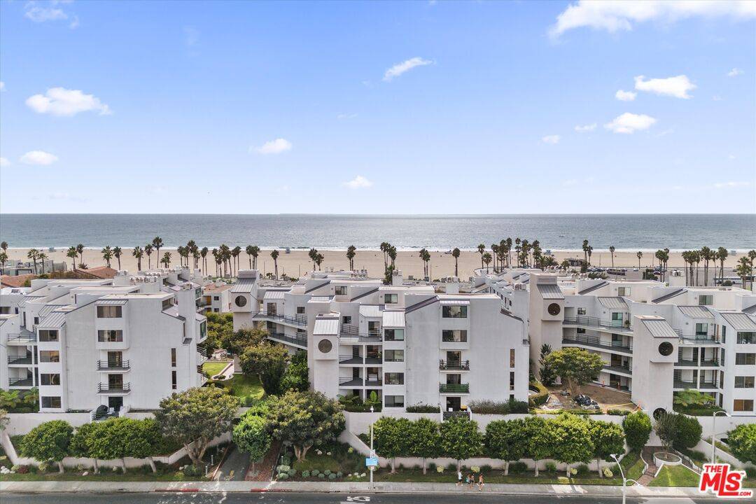 2930 Neilson Way 3BR Santa Monica La