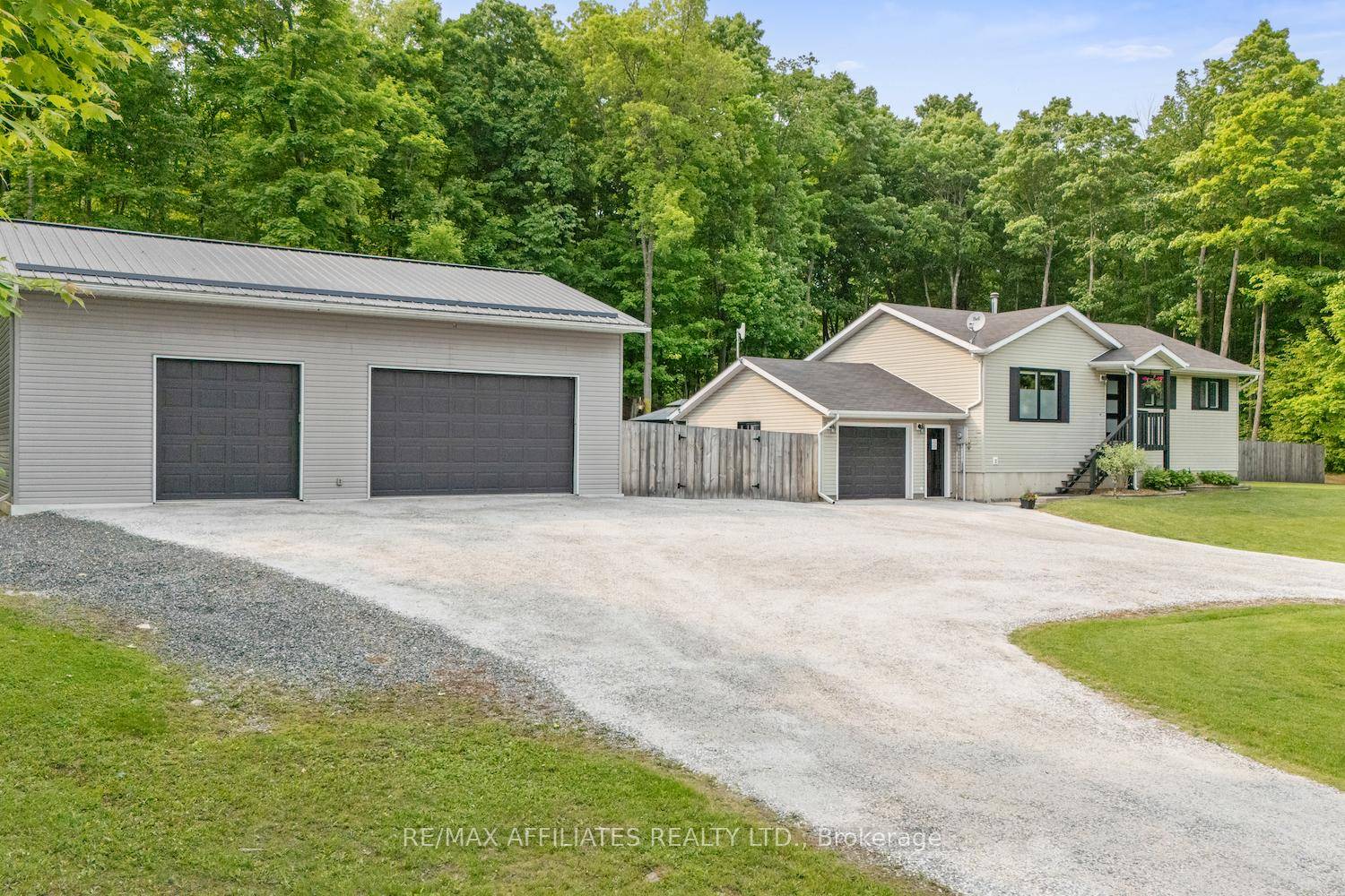 Tucked just ten minutes from Carleton Place, this 2 1 bedroom bungalow offers that rare blend of peaceful country living with practical perks for the modern buyer.