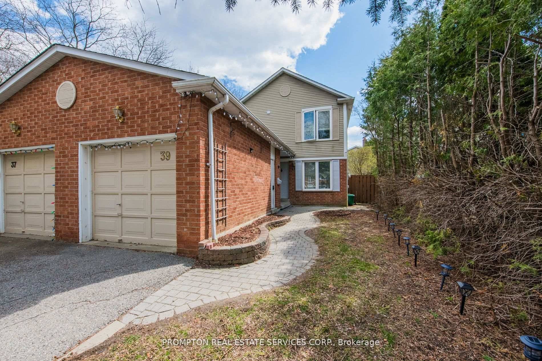 Charming two story semi detached home on a quiet street in Whitby's desirable Lyndsay Creek neighborhood.