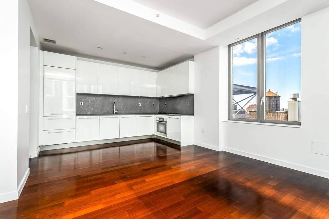 Modern, elegant and spacious with dreamlike city views, this high floor, airy one Bedroom residence is the epitome of downtown living.