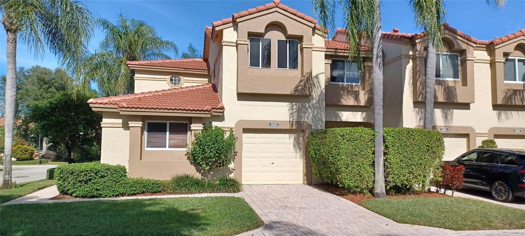 Stunning, upscale home ! Central BOCA RATON, Boca Pointe Country Club, a Guard Gated Community.