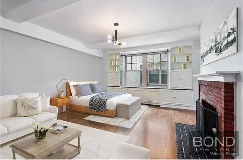 PRICE DROP ! ! ! Stunning studio tucked away in a charming doorman building in the heart of the West Village !