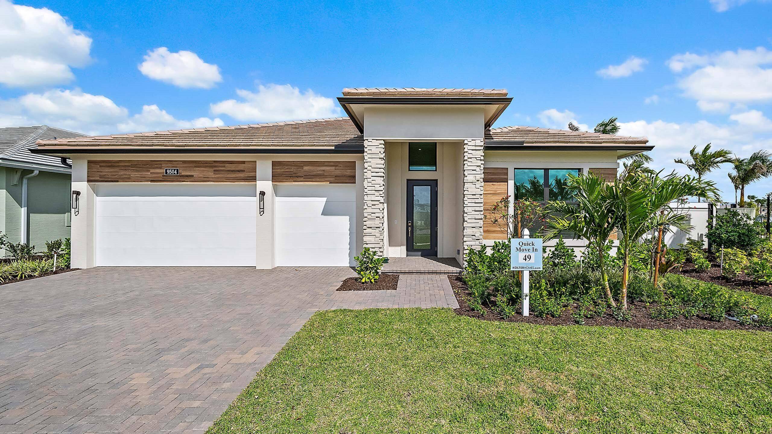 Experience luxury living !