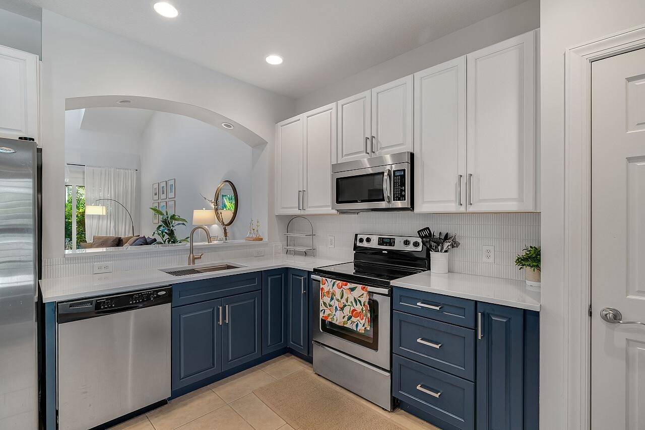 Impact Windows ! Quartz Countertops !