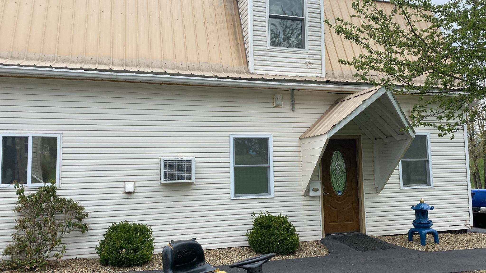 Multi Family Great for end user or investor.