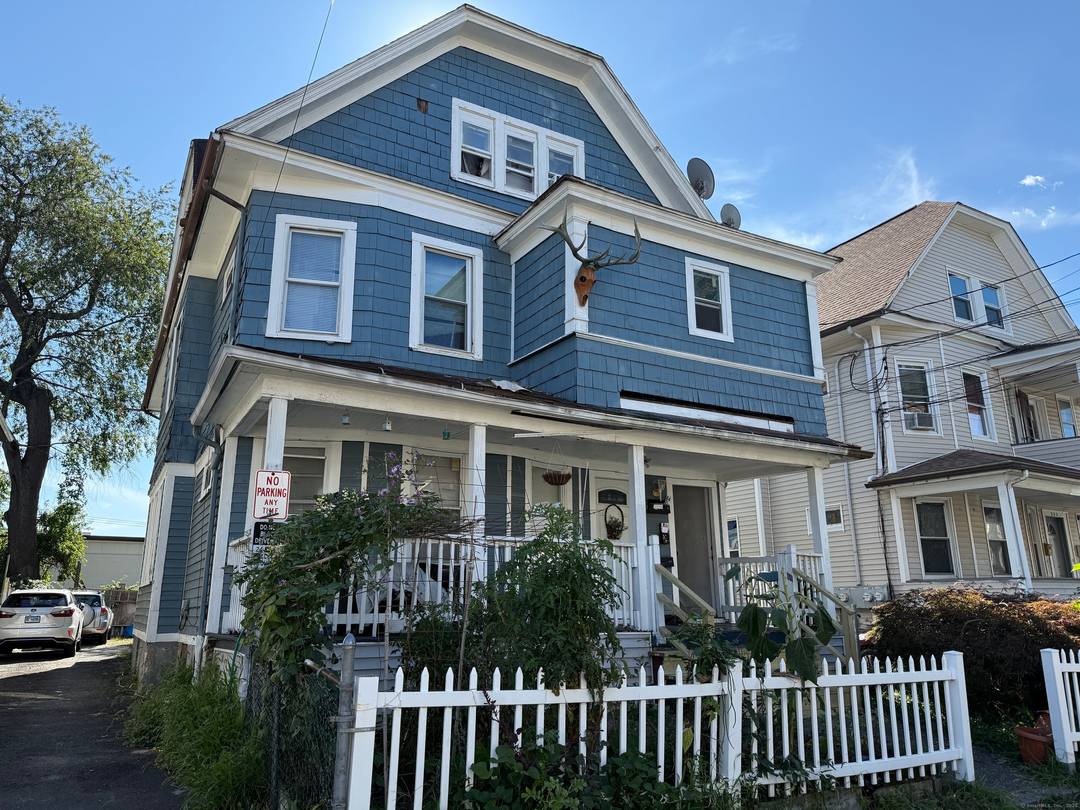 Welcome to 195 Lenox Avenue a modern and versatile 3 family home perfect for both investors and first time buyers.