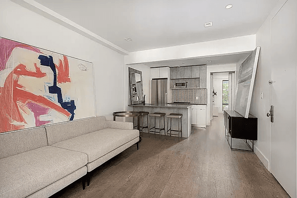Newly Renovated 4 Bedroom, 2 Bath Apartment in Bushwick This apartment is located in a building with a rooftop and is within walking distance of the M Train and L ...