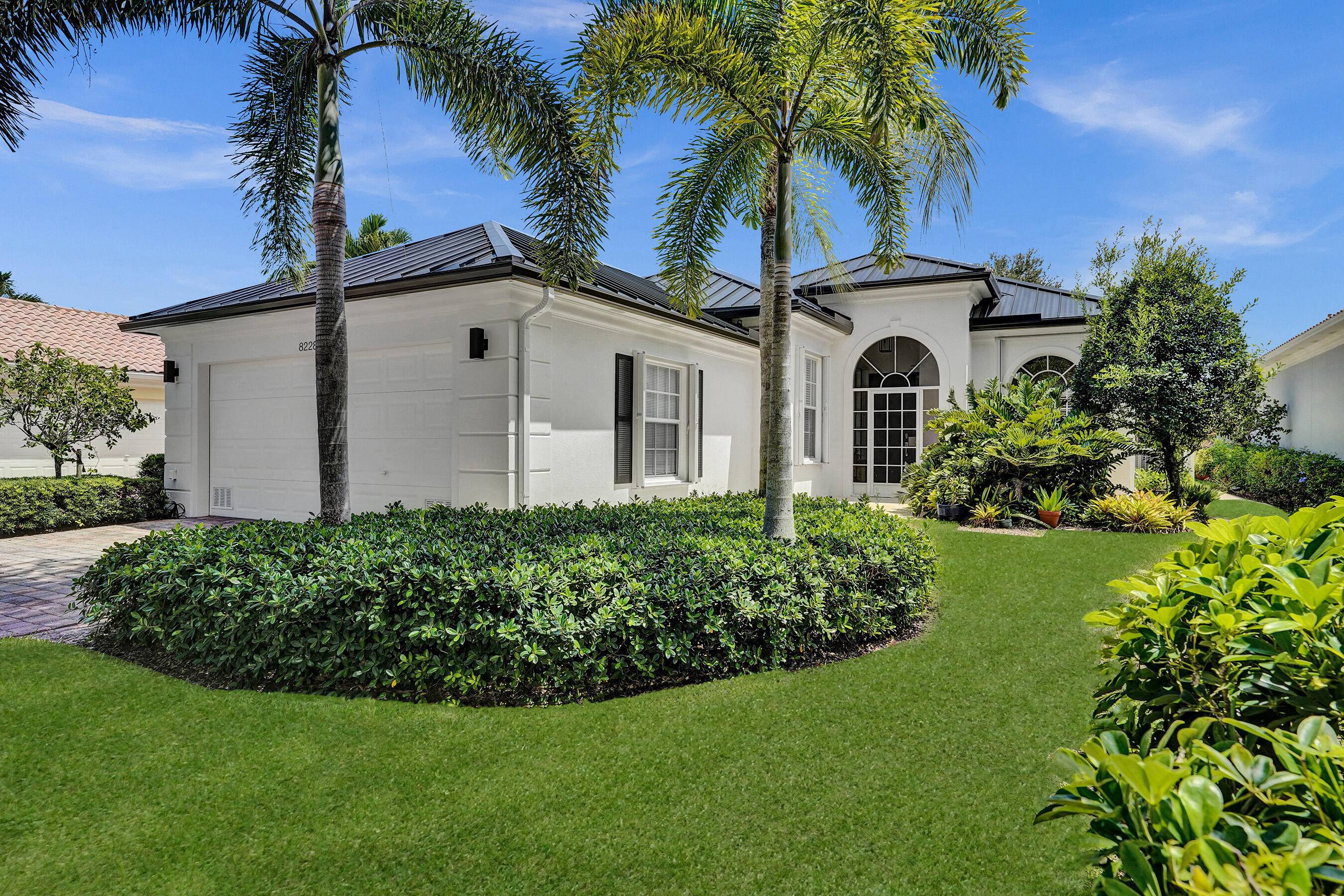 Welcome to 8228 Rosalie Lane in Wellington's VillageWalk gated community.