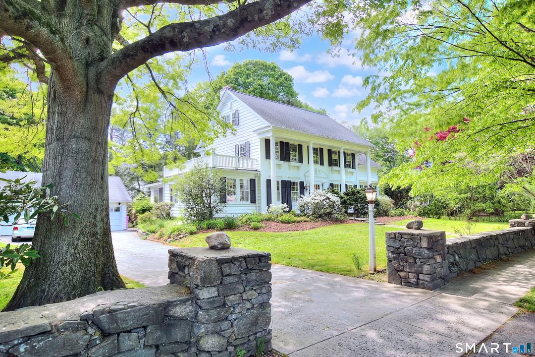 Stately Classic 1927 6 Bedroom 4.