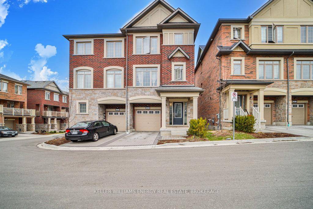 Welcome Home to 4 Healthcote Lane !