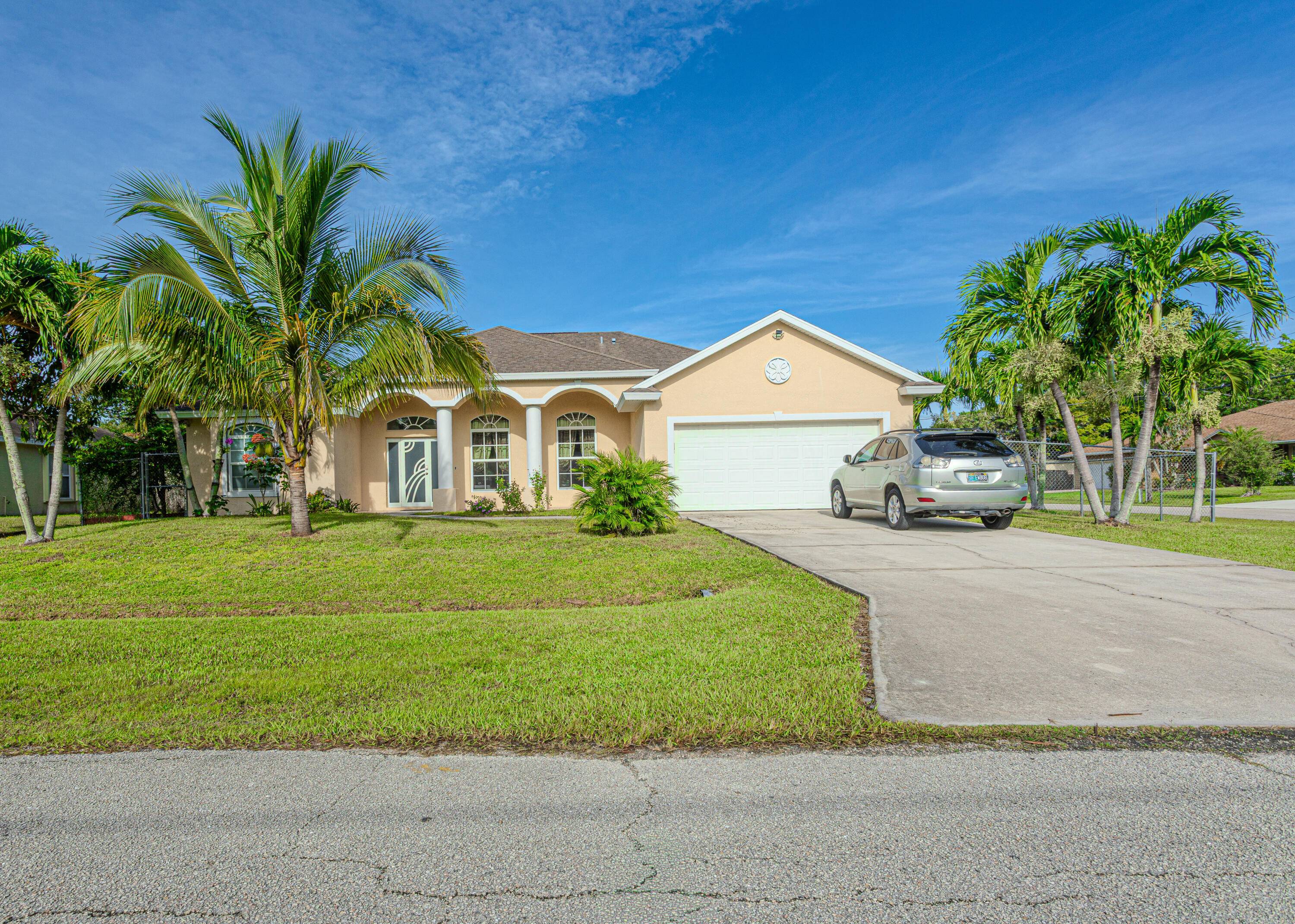 This well maintained corner lot home is perfect for your family, 4 3.