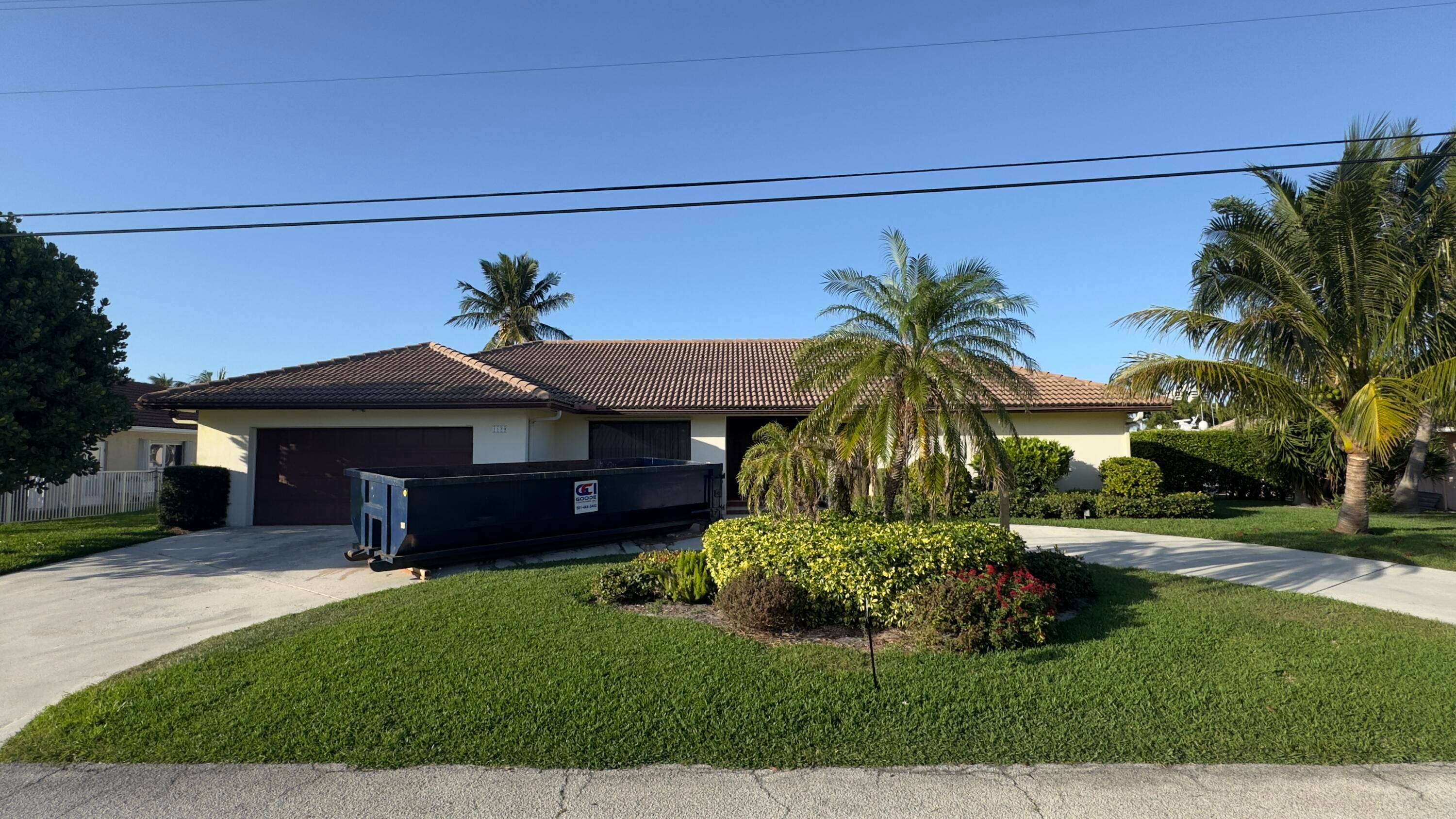 Fully Remodeled Home with 100' of waterfront.