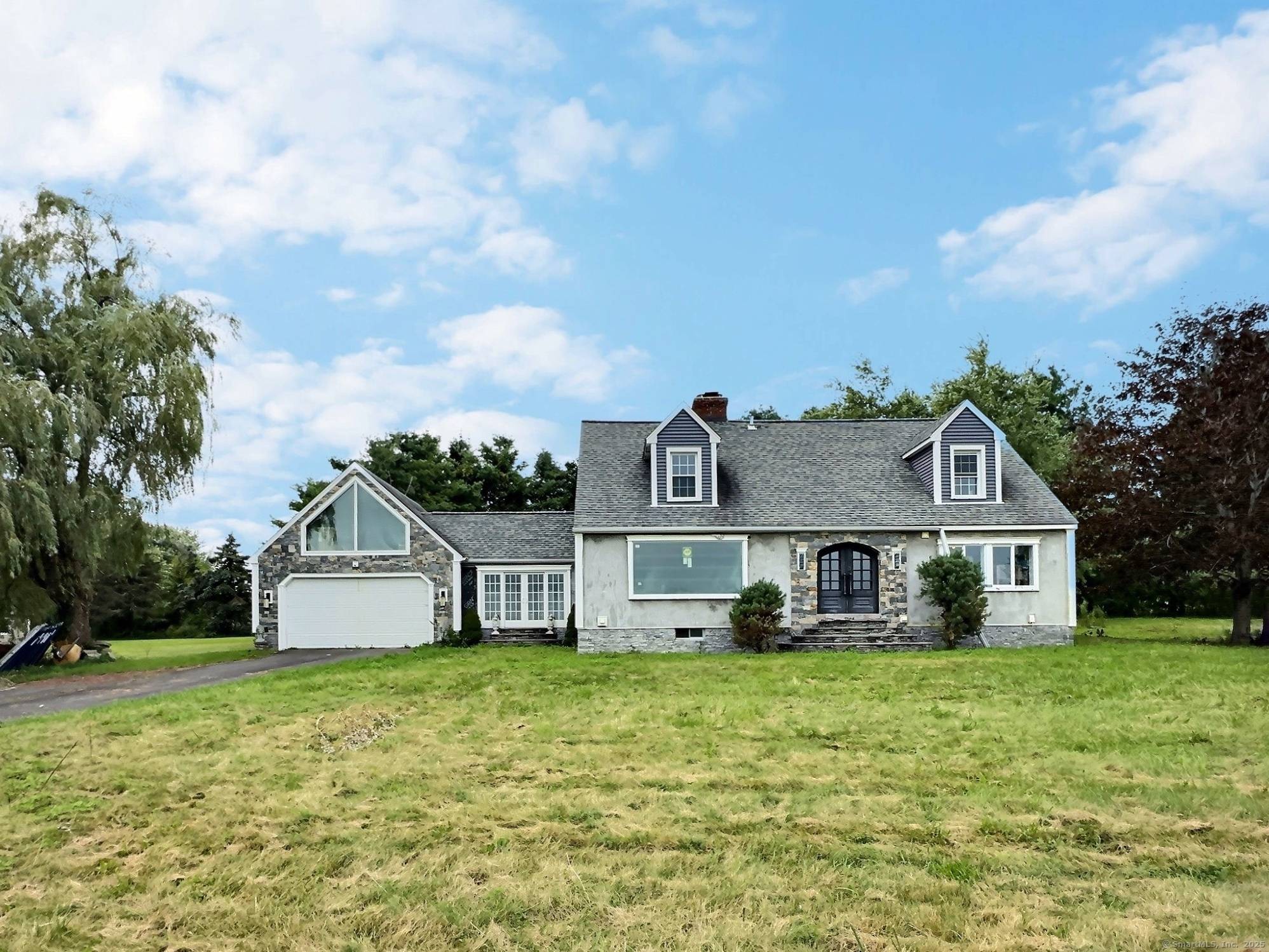 A unique opportunity for visionaries and creatives to transform this hidden gem into their dream retreat.