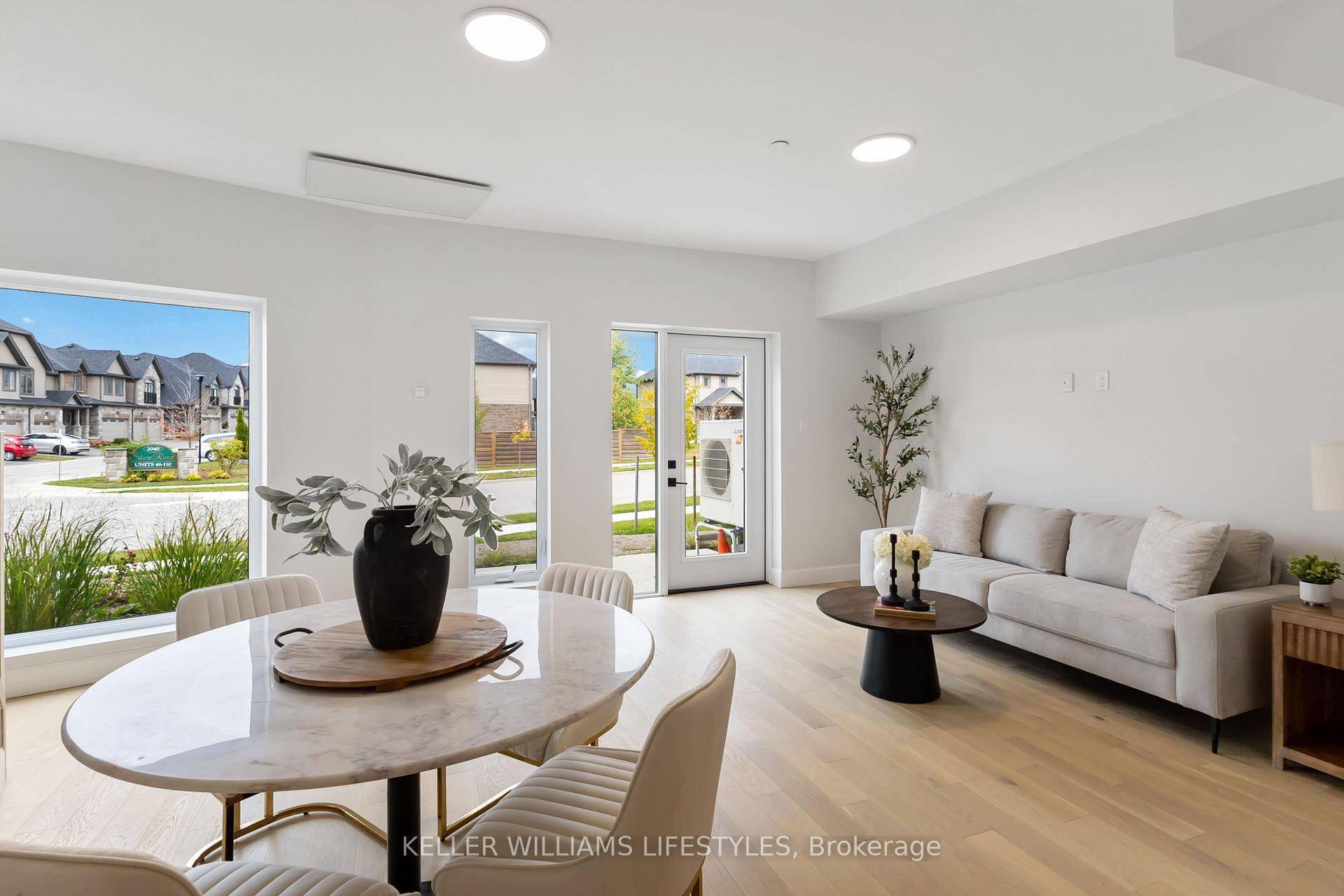 Welcome to B117 The Indigo at EvePark, a modern 2 bedroom, 2.