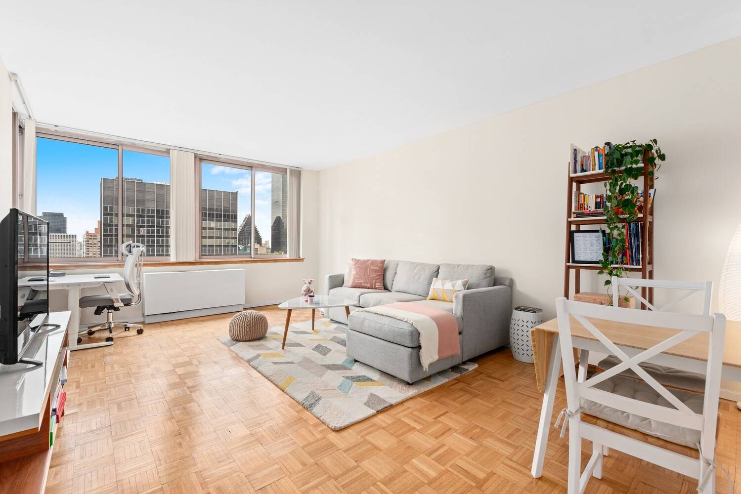 39th Floor 1 Bed with Stunning City, River, Chrysler Building and United Nations Views !