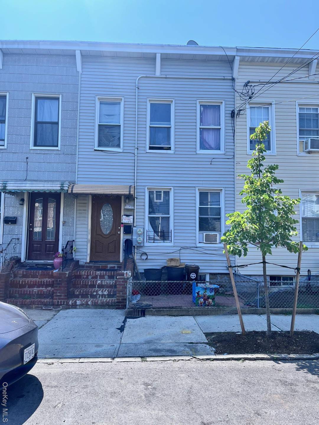 BACK ON THE MARKET Investor Special Cash Deal or Hard Money Only High Potential Duplex with Finished Basement.