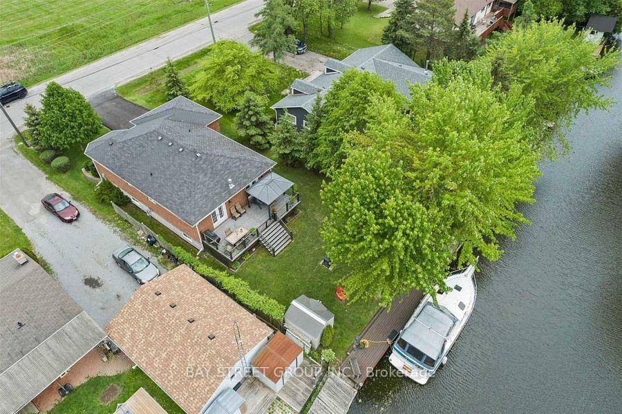 Spectacular Direct Canal Front Custom Built Raised Bungalow !