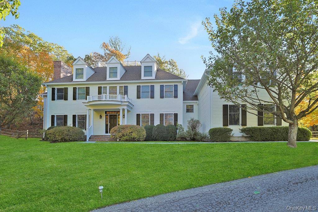 Welcome to Hammond Ridge, the sought after neighborhood in Bedford Corners.