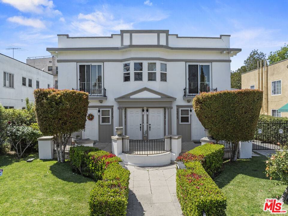 1215  5th Ave 1.0 LA