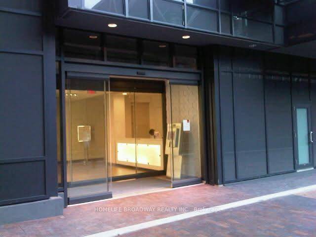 Luxury Tridel Reve building.