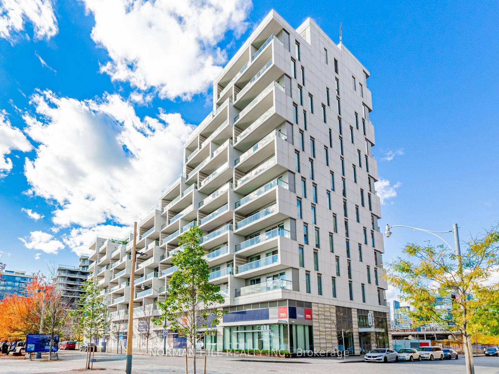 Beautiful 2 Bedroom, 2 Bathroom Suite In The Prestigious Aquabella At Bayside By Tridel !