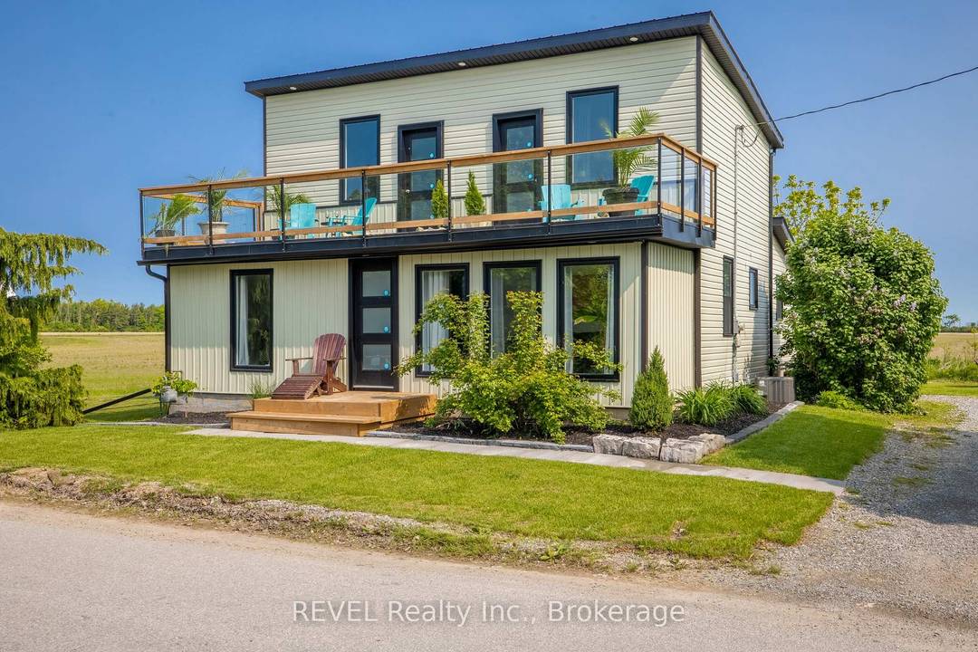 Welcome to 80 Lighthouse Drive located in quaint Port Maitland.