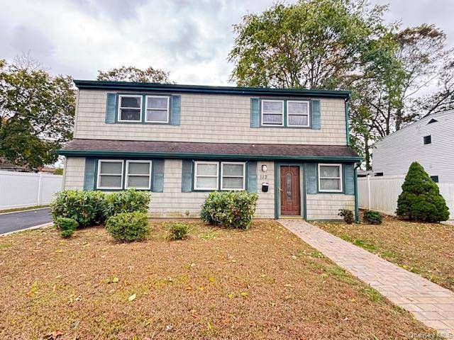 Newly renovated Mother Daughter 10 rooms, home includes 2 kitchens, 2 Bathrooms New, siding and gutters, Anderson windows patio, Two car garage black top driveway with Nico lock trimmed pavers, ...
