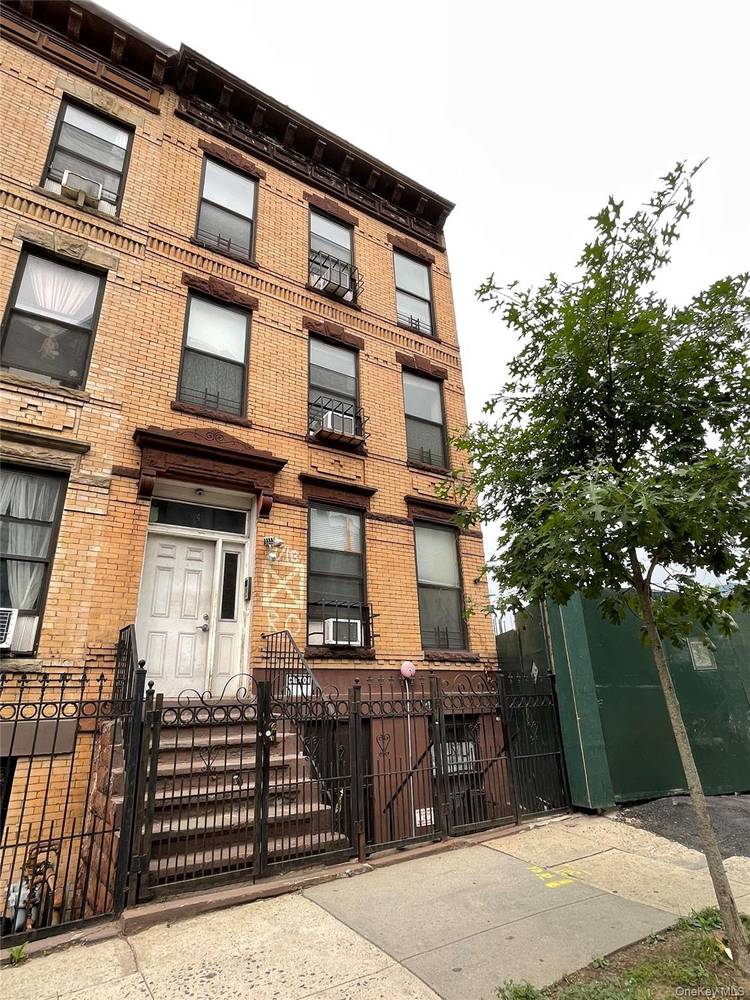 A rare opportunity to acquire a strategically positioned Manhattan asset in the heart of West Harlem Hamilton Heights one of the city's most dynamic and evolving investment corridors.