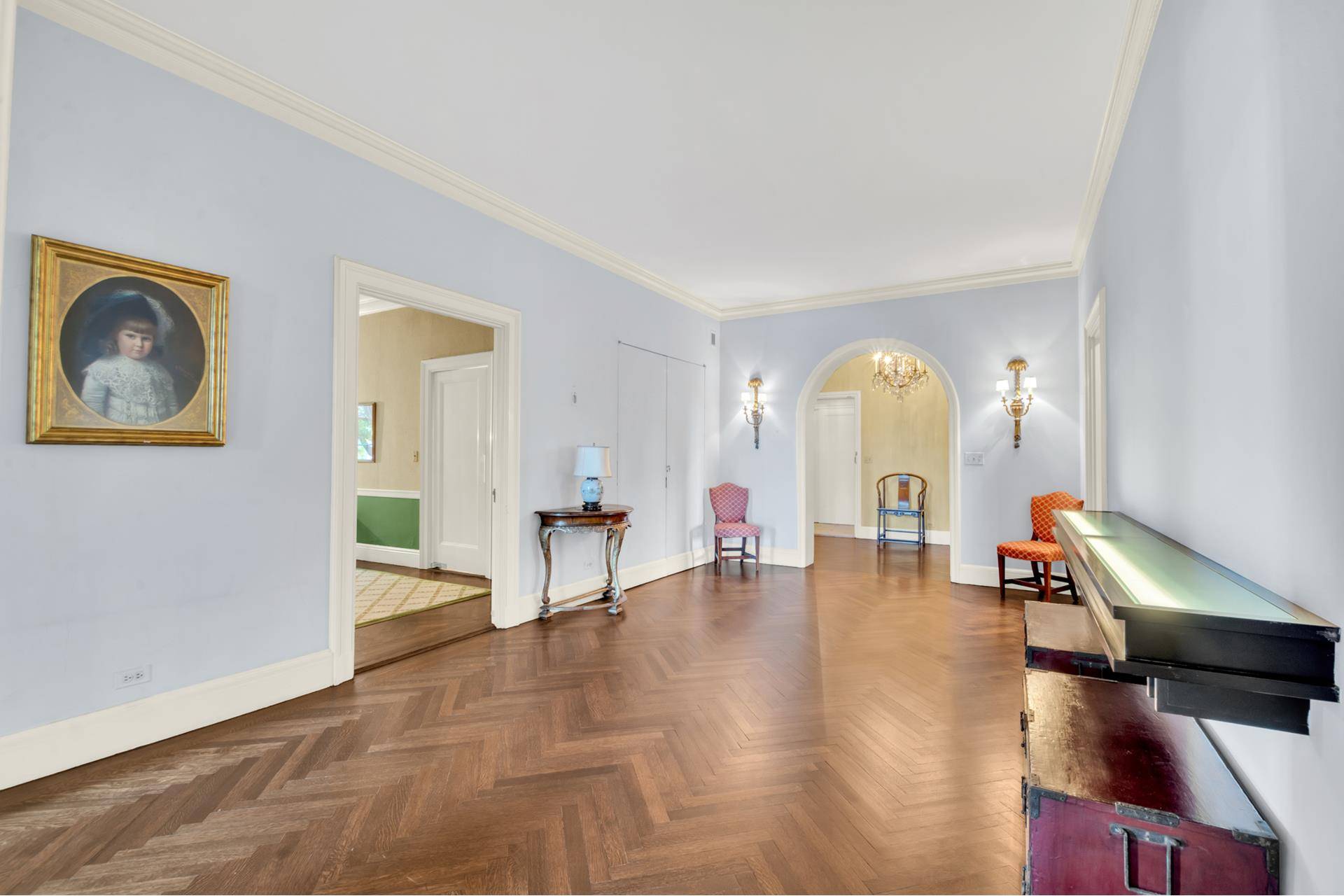 NEW PRICE 5, 900, 000 BEST PRICE ON THE EAST SIDE Enormous home on one floor !