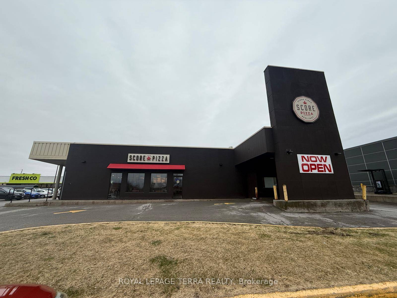 Turnkey opportunity to own a successful pizza franchise in a high traffic, prime location.