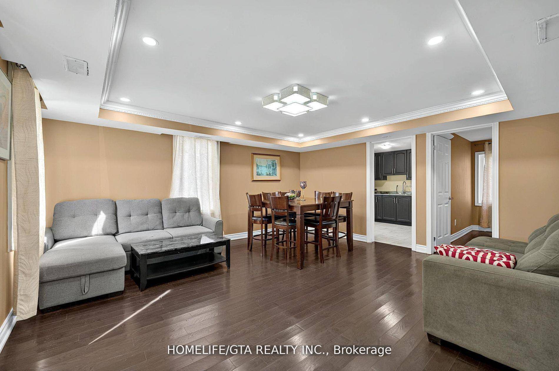 Fully renovated small hobby farm on 13.