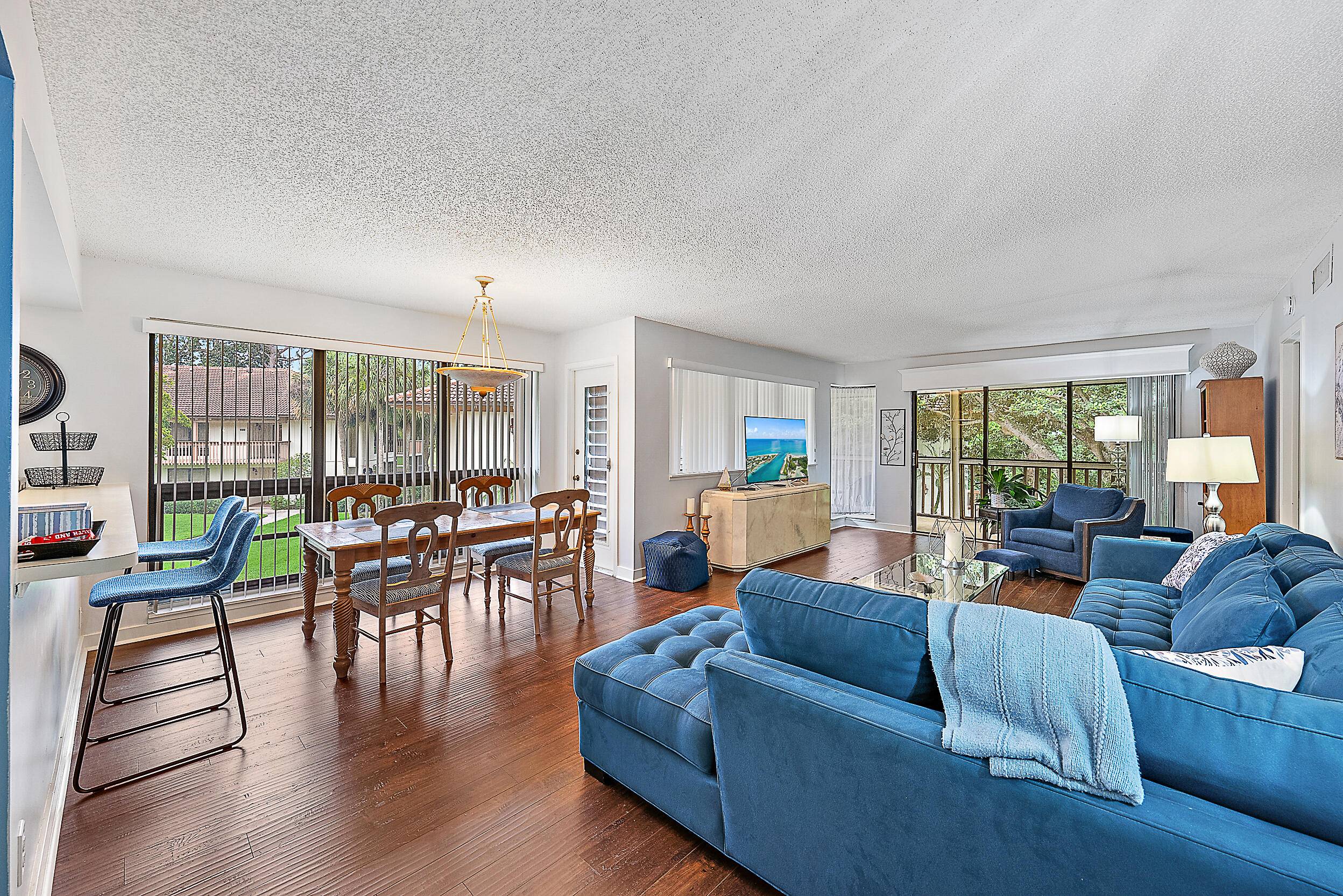 PGA National is the premiere lifestyle community in Palm Beach Gardens.