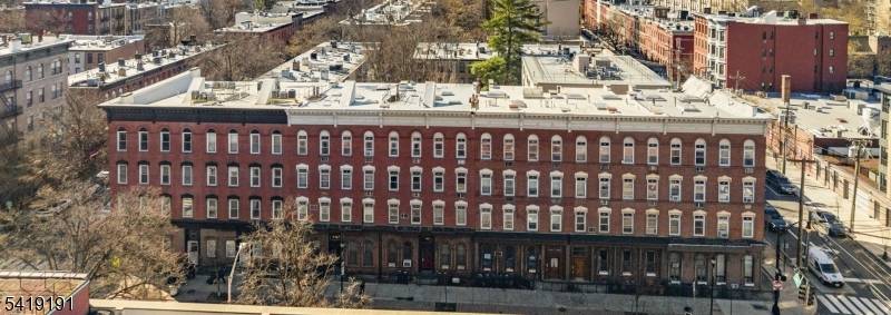 This beautifully updated 2 bedroom, 1 bath condo offers a functional layout, classic charm, and unbeatable commuter convenience.