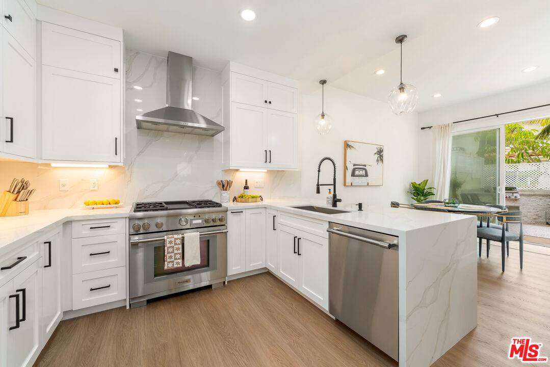 6453 Zuma View Pl 3BR Malibu La