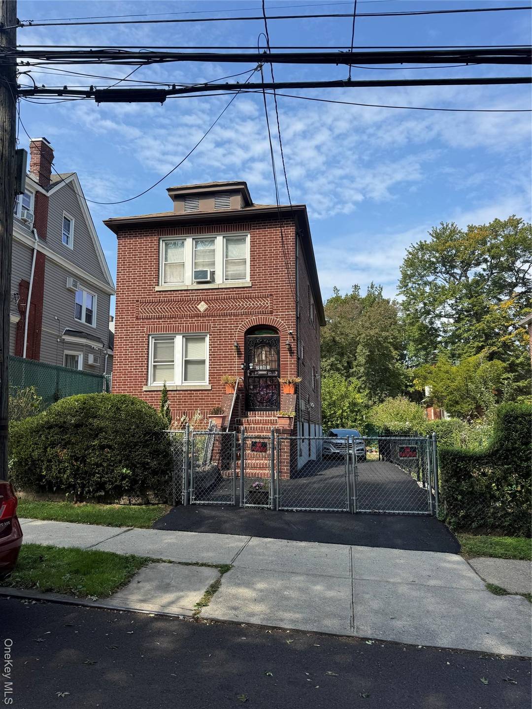 Large detached 2 family brick home in the Baychester Vicinity of the Bronx, home features 1st floor 1 bedroom, living room, kitchen and full bath, 1st floor access to basement ...