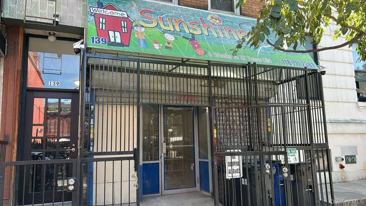 Turn Key Commercial Space for Lease 139 Kingston Ave, Crown Heights Bed Stuy Ideal for a restaurant, cafe, or lounge enjoy high visibility and heavy foot traffic in a thriving ...